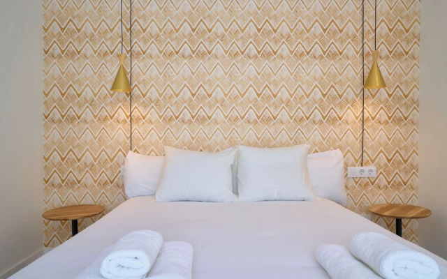 Casa Pizarro, by Homing U