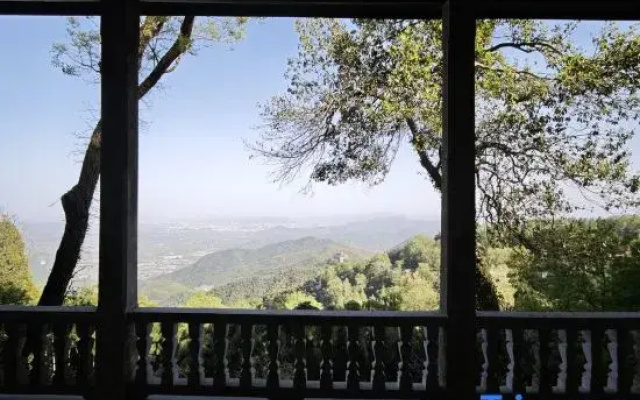 Baiyun Shenchu Fudi Guesthouse