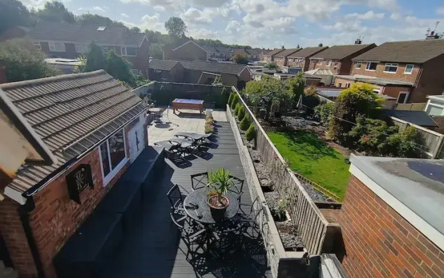 Cozy Blackpool Retreat With 3 Bedrooms