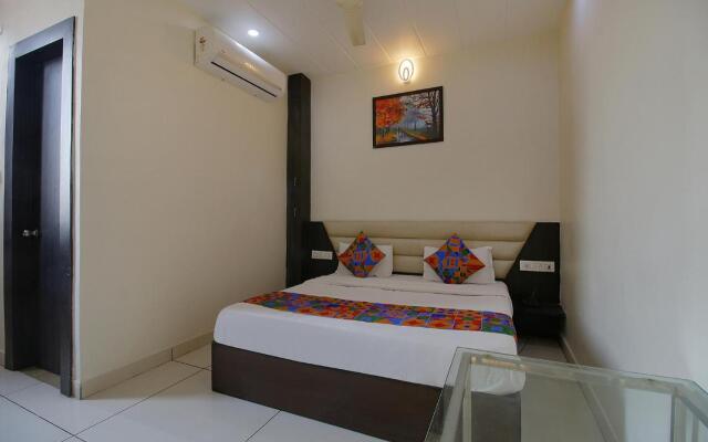FabHotel 4G