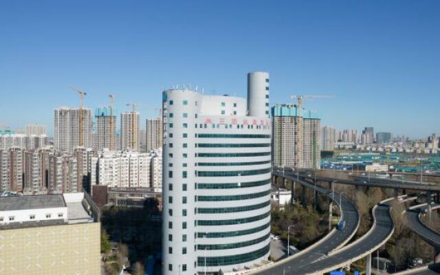 Ginza Jingsu Hotel (Jinan North Daming Lake store)