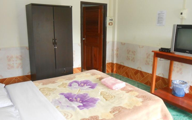 Leena Guesthouse 2