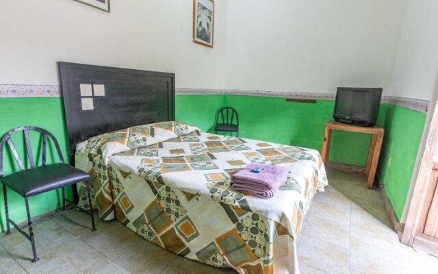 Hospedaje Del Campanero 19
