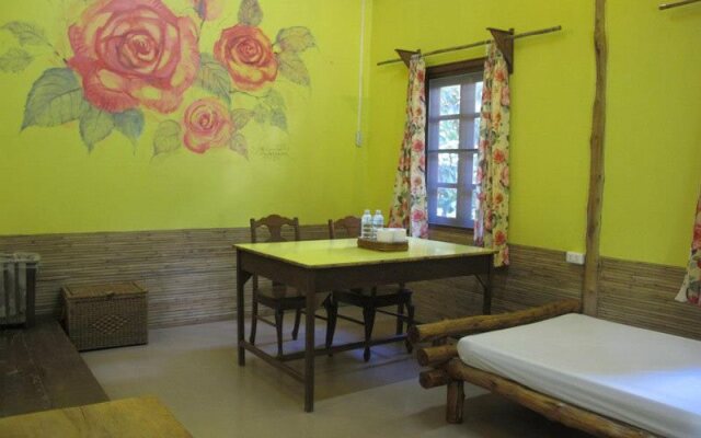 Donsak Orchid Resort