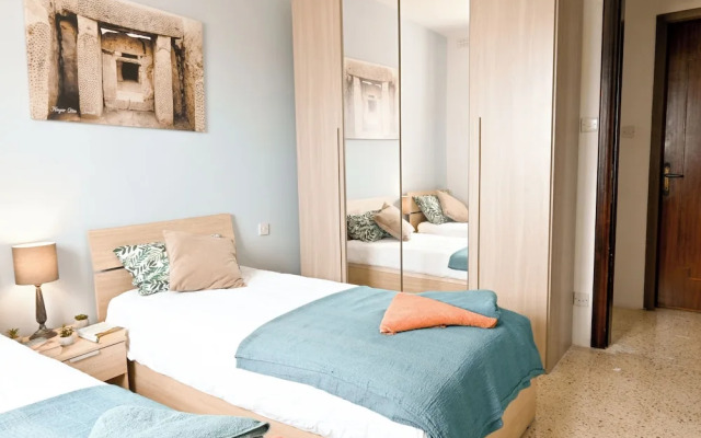 Sea Blue Horizon Qawra Bay Apartments