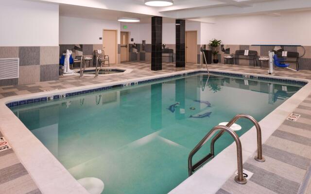 Hampton Inn & Suites Denver-Speer Boulevard