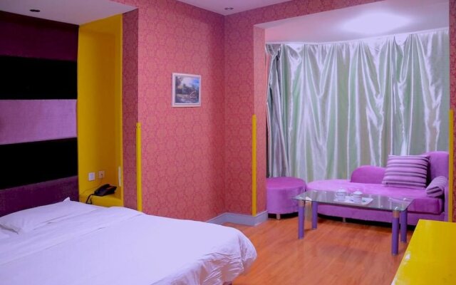 Shiyan Spring Fashion Hotel