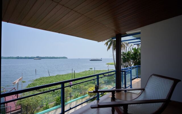 Seclude by the Lake Alleppey