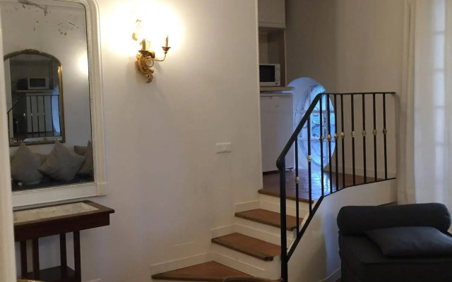 Mithouard Apartment