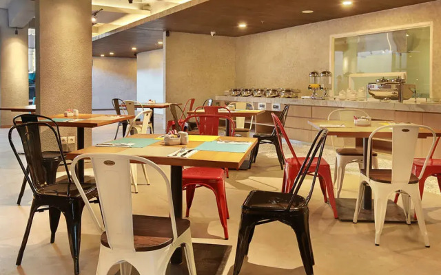ibis Bali Legian Street