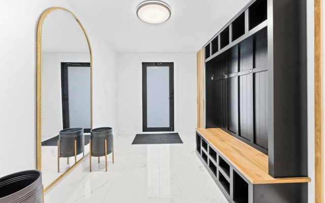 Luxury poolside paradise