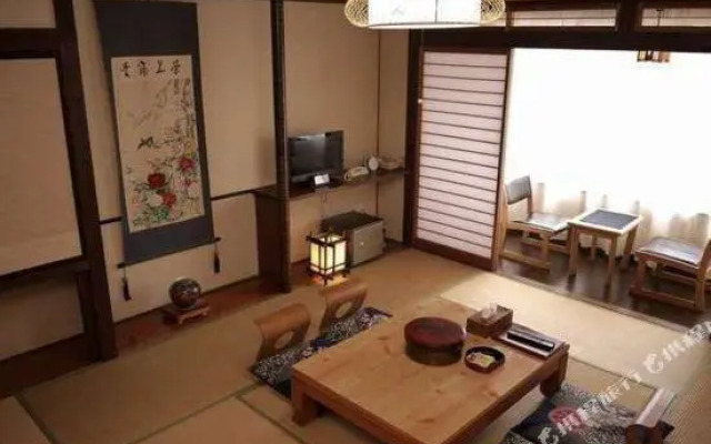 Towadako Yugetsu