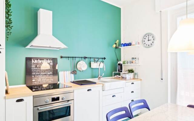 Chiavari Colorful Flat with Garage