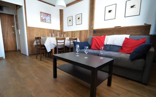 Appartement Les Menuires, 2 pièces, 4 personnes - FR-1-452-184