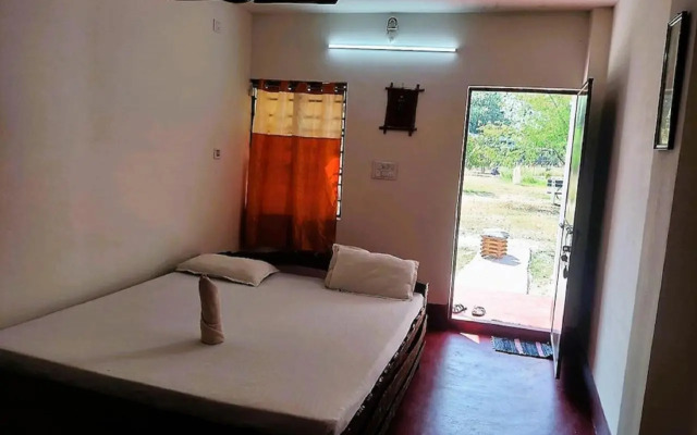 STAYMAKER Gharana Resort