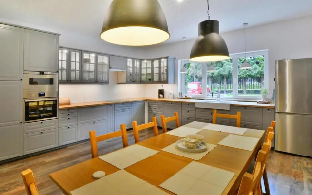 Spacious Holiday Apartment With Sauna, Kolobrzeg