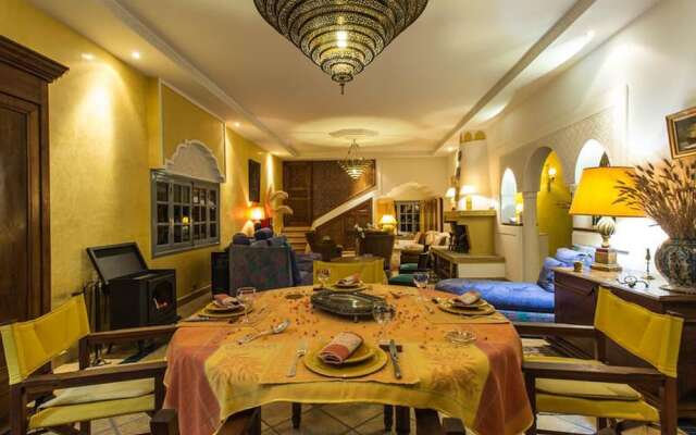 Villa les Oliviers 2 Bedrooms - A Setting of Tranquility