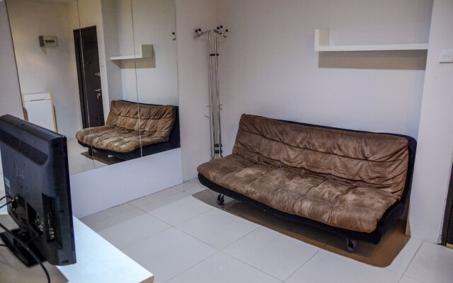 1 Bedroom at Cosmo Mansion Apartment by Travelio