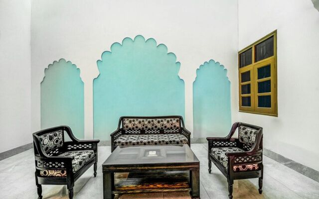 Oyo 30398 Hotel Royal Residency