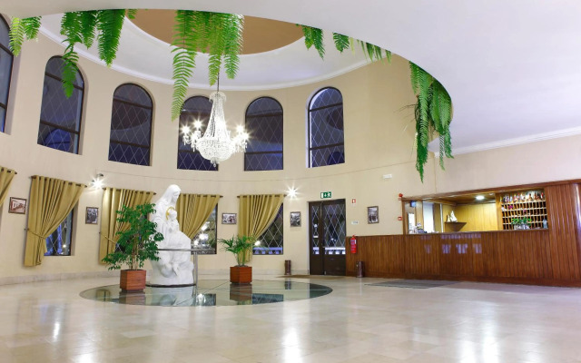 Domus Pacis Fatima Hotel