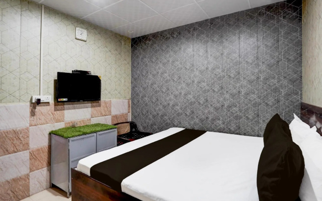 Hotel Anant By WB Inn