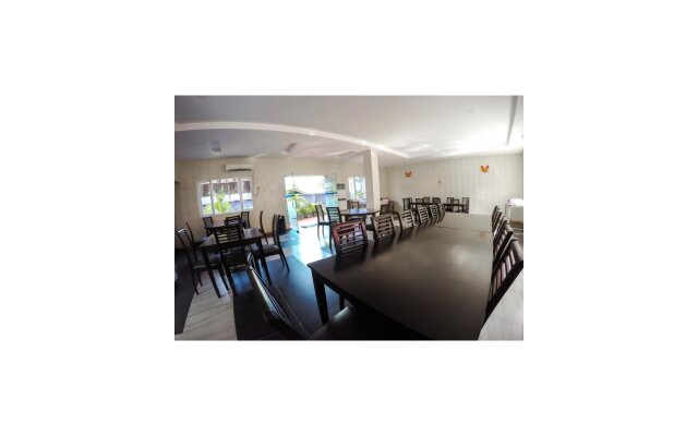 All Seasons Hotel