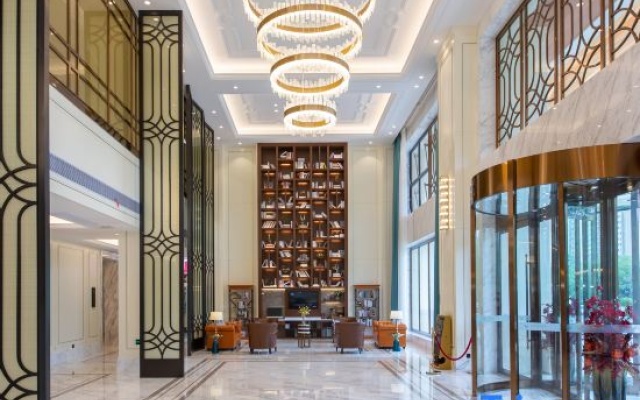 Vienna International Hotel (Yichang Zhongnan Road Branch) – Exterior – Yichang