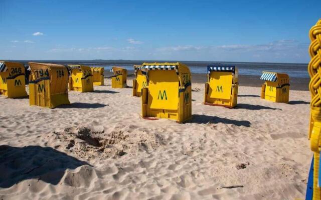 Ferienwohnung-2-Strandnah-und-mit-Strandkorb-im-Haus-Seeluft-in-Duhnen