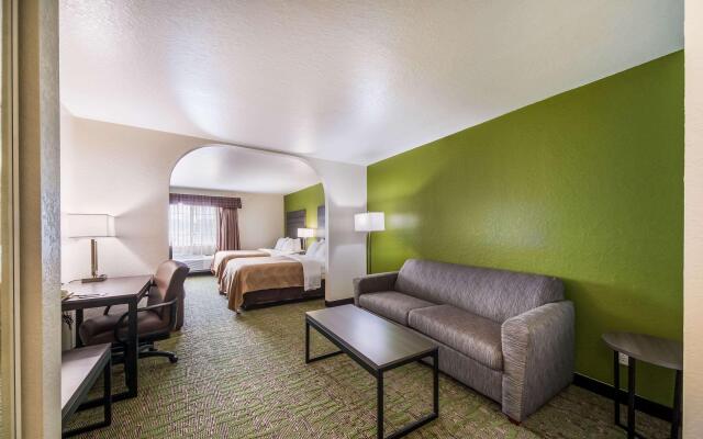 Quality Suites San Antonio