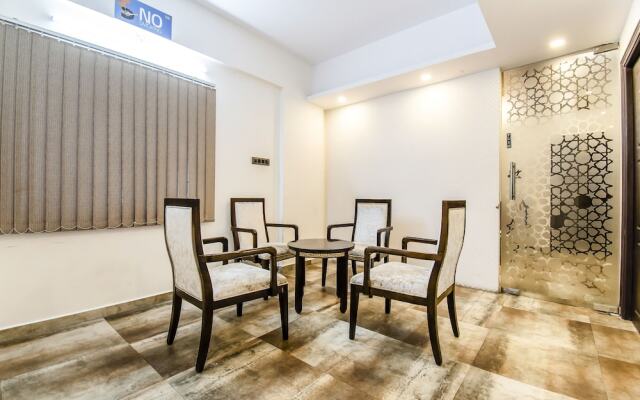 FabHotel Frazer Suites