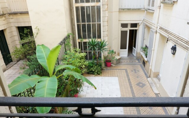 Porte Dauphine - 2 pièces - Paris 16