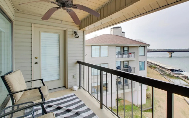 Million-dollar Views: Condo on Lake Hamilton!
