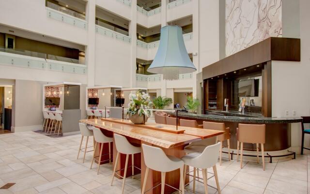 Crowne Plaza Charleston Airport - Conv Ctr by IHG