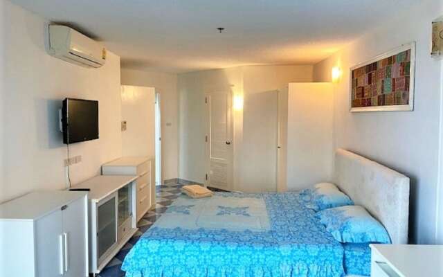 Angket hip Residence Fully Equipped 1 Bedroom + Bath tub & Shower