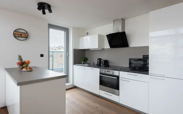 Modern Penthouse with 3-bedrooms
