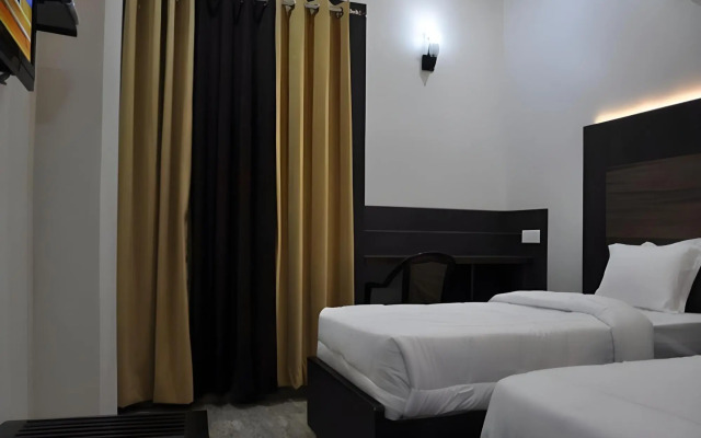 Hotel Mid Town