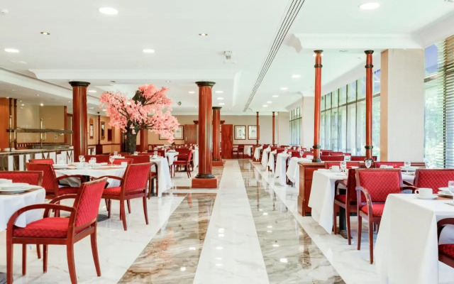 Muthu Glasgow River Hotel