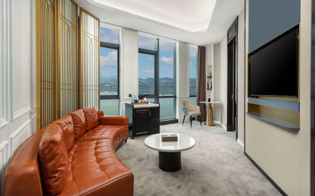 Ramada By Wyndham Yichang Riverside