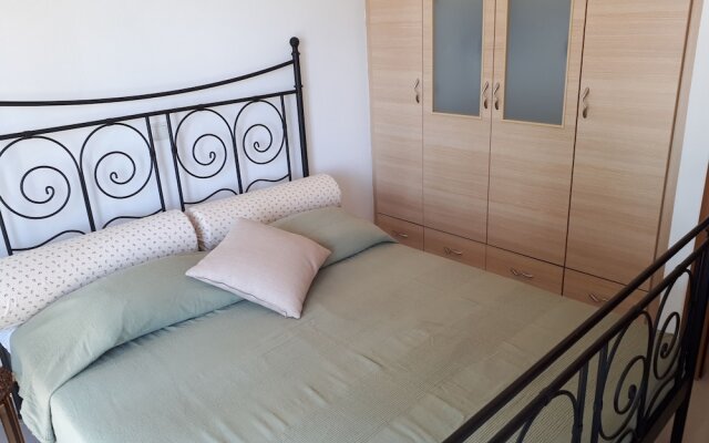 Angelikis Holiday House