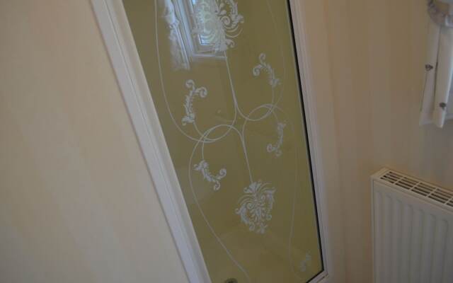 The Plough on the Hill Holiday Park