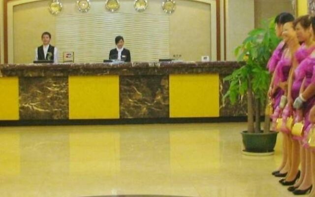 Golden Flower Hotel