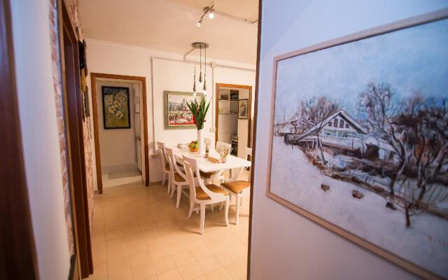 Artistic Tirana Guesthouse