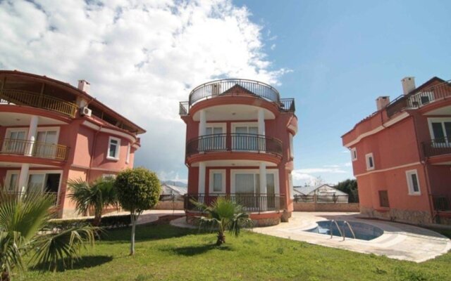 Beautiful Villa With Private Pool, Close to the Beach, Alanya Villa 1029