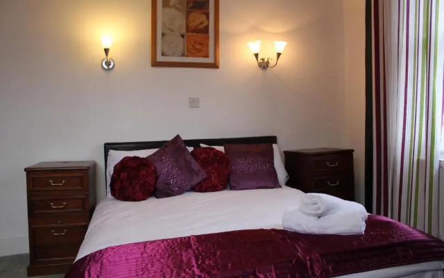 George Hotel
