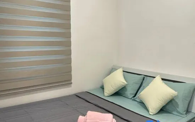 Upton | Near Timberland medical, Aeon by HopeHome – Guest Rooms – Kuching