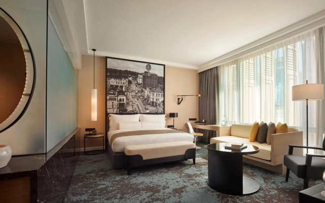 Hotel Stripes Kuala Lumpur, Autograph Collection