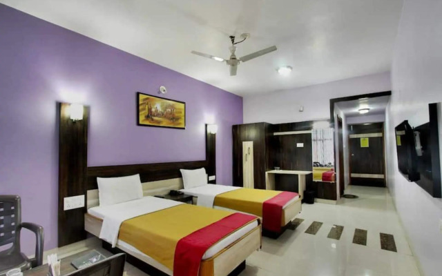 Hotel Hari Priya International