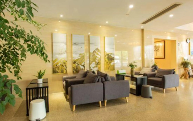 Honglai Business Hotel