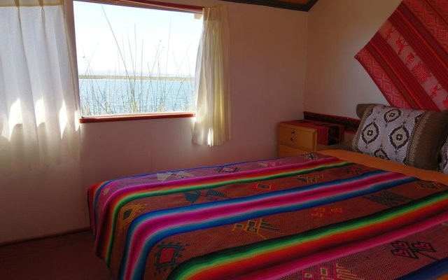 Uros Titicaca khantaniwa Lodge