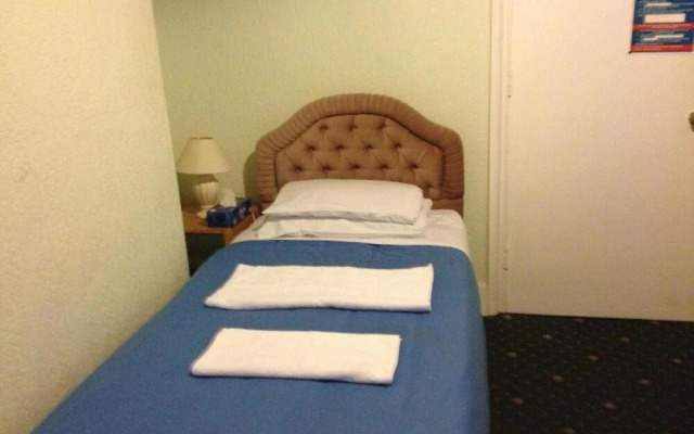 Lenton Lodge Guest House